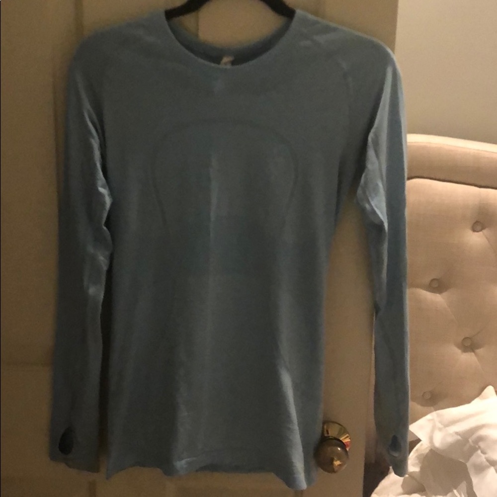 Lululemon long sleeved top